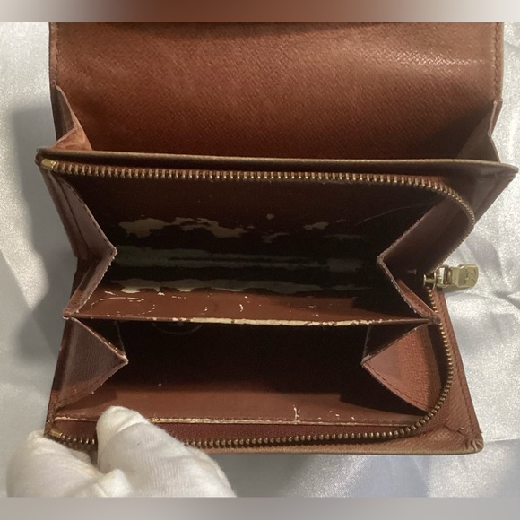 Louis Vuitton Monogram Tresor Wallet - Picture 6 of 11